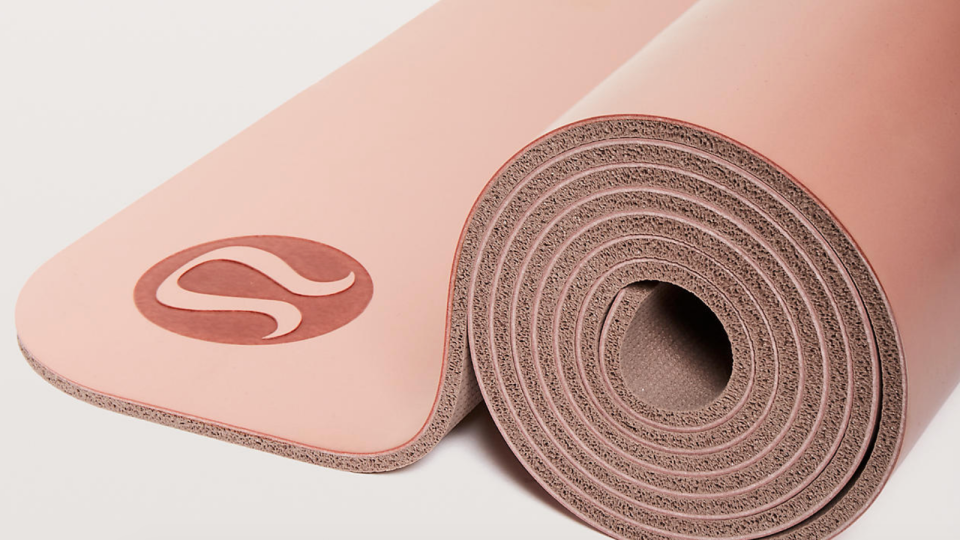 Lululemon yoga mat