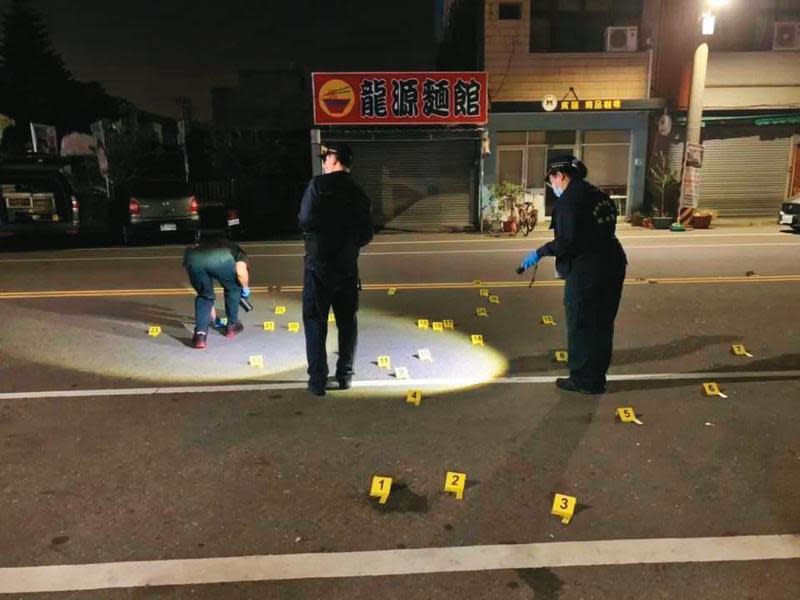 台南去年底爆發88槍案，警方一度顏面無光，最後查出藏鏡人是與藍營互動頻繁的學甲慈濟宮董事長王文宗。（翻攝畫面）