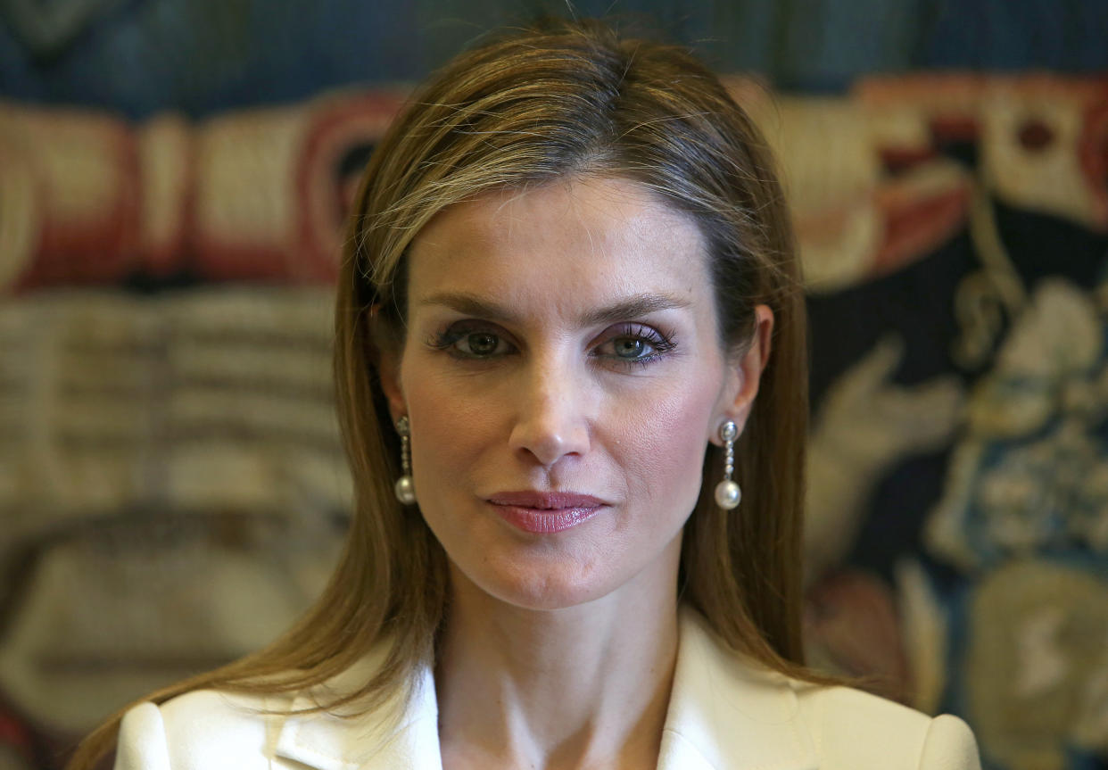 La reine Letizia d'Espagne le 30 juin 2014 lors de sa visite à Rome au Vatican. (Photo by MAURIX/Gamma-Rapho via Getty Images)