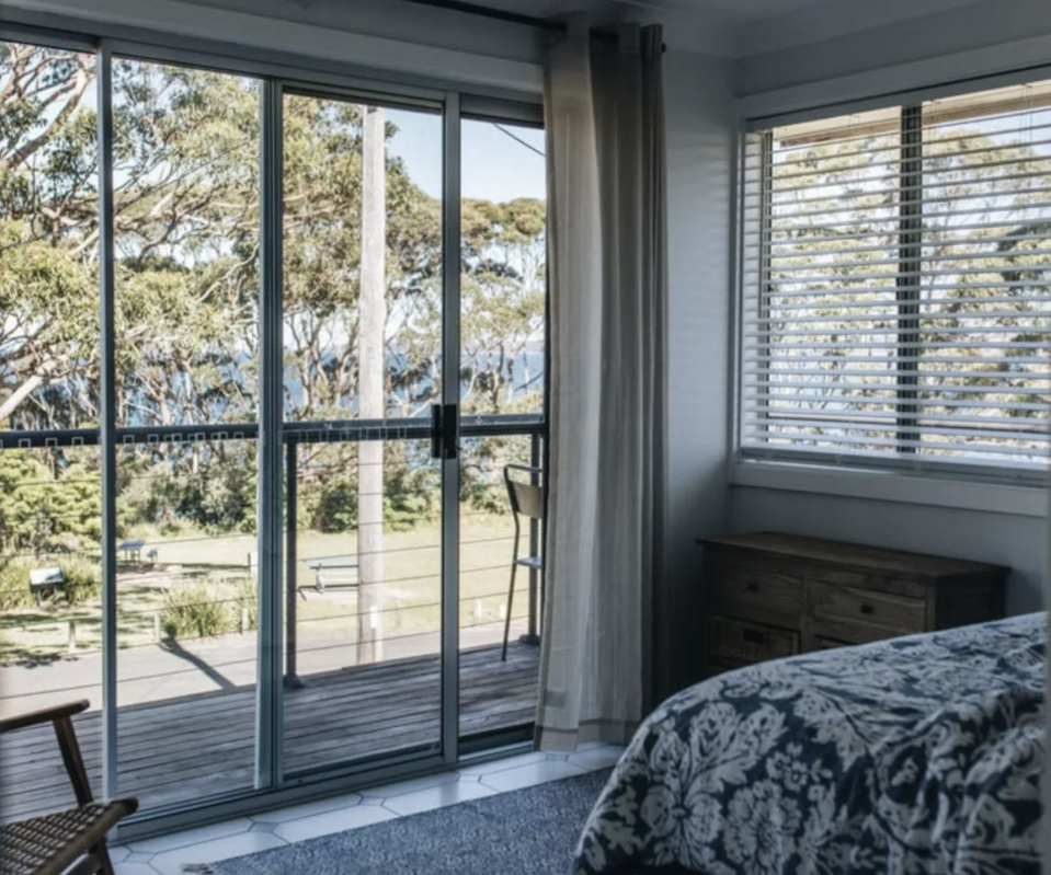 Sam Armytage's jervis bay home bedroom 