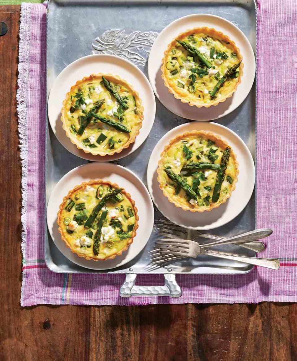 Mini Quiche with Asparagus and Goat Cheese