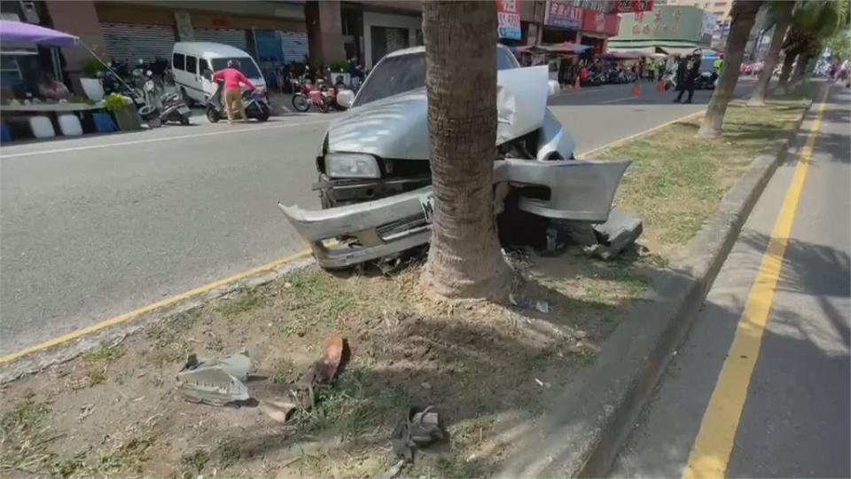 8旬翁駕照註銷還開車 市場暴衝撞傷2人送醫