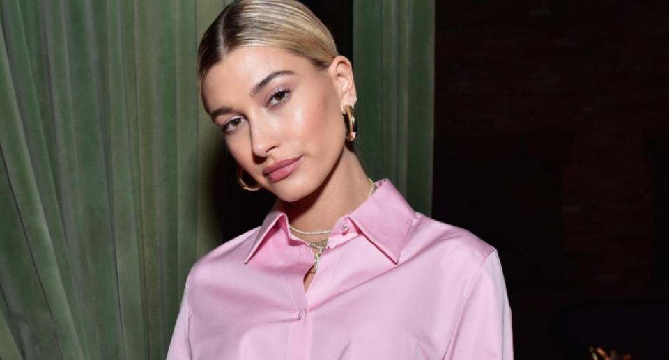 Hailey Bieber's summer look is surprisingly affordable. (Image via Getty Images). 