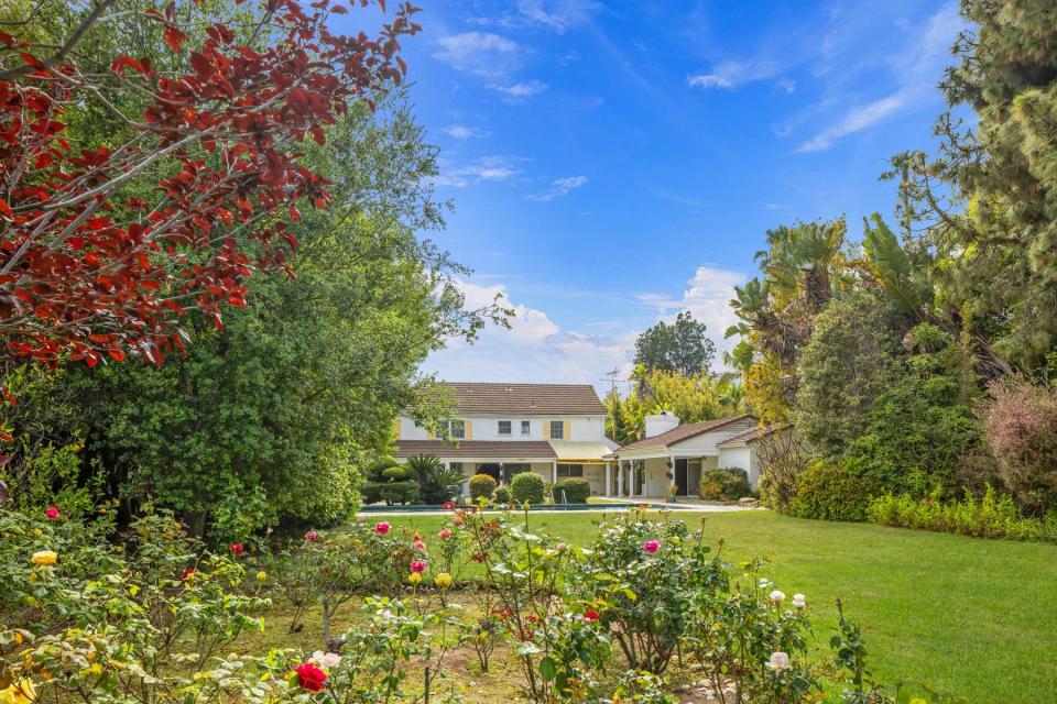 Garden and backyard of Betty White's LA home