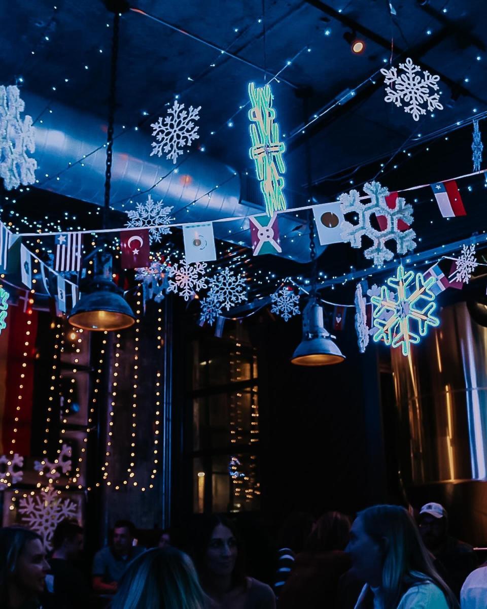 Exile Brewing Co. decorated with a Winter Lodge theme to make the snow and cold a little easier to enjoy.