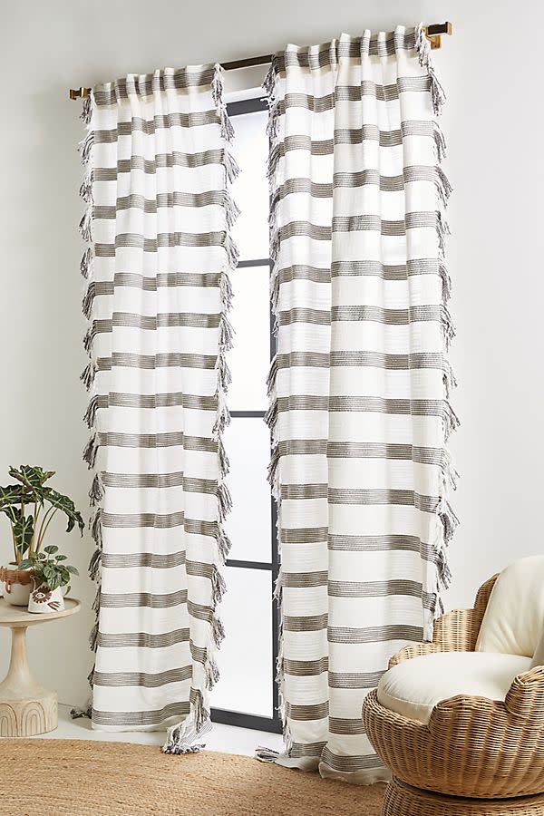 Liyat Curtain