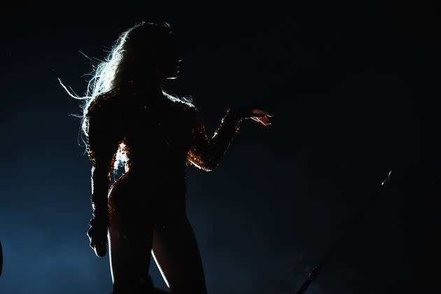 Fans think Beyoncé will make some sort of Super Bowl cameo, thanks to a few teasers from Verizon ads.