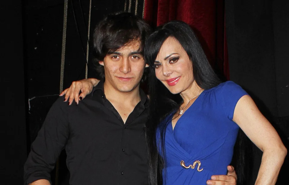 Julián Figueroa con Maribel Guardia / Agencia México 