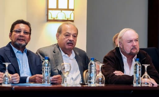 Pellas, seen here on the right with Mexican tycoon Carlos Slim (C), has called for early elections in Nicaragua