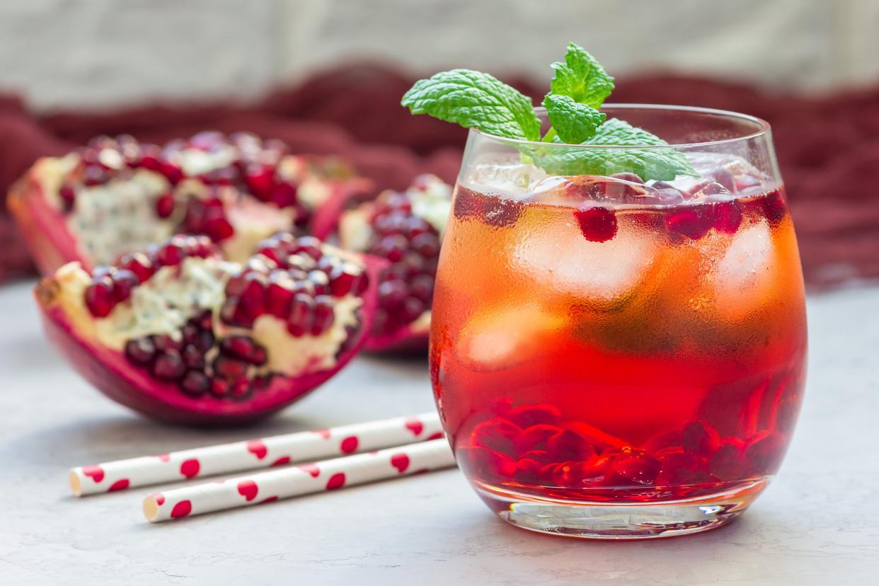 Festive pomegranate cocktail 