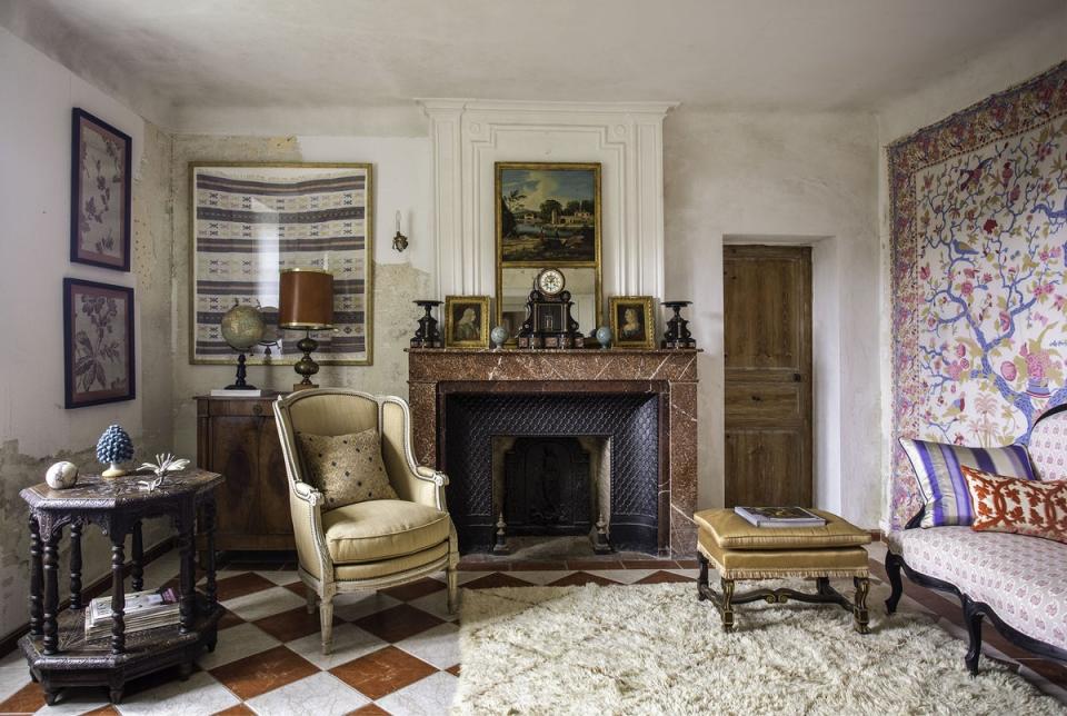 Maison Noe’s sitting room, with one of Benji’s Indian textiles on the right (Benji Lewis)