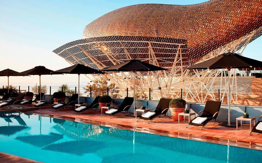 Hotel Arts Barcelona has a show-stopping swimming pool with fabulous views.