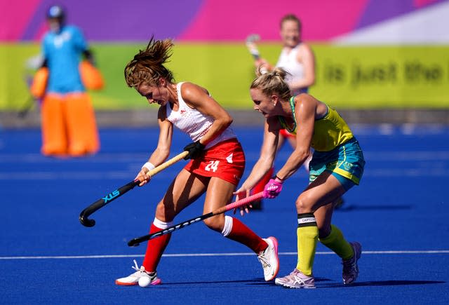 England’s Shona McCallin, left, and Australia’s Jane-Anne Claxton in action 