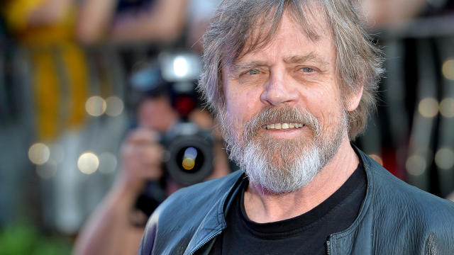 Mark Hamill Net Worth (2023) - How Much Mark Hamill Made From Star Wars,  Royalties - Parade