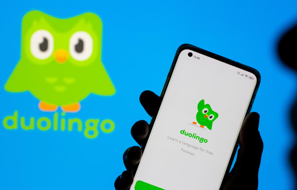 El crecimiento de Duolingo lo ayuidó a situarse en el puesto 18 de la lista de este año de las empresas de capitalización media con más éxito de Estados Unidos. (REUTERS/Dado Ruvic/Illustration)