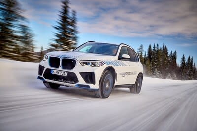 BMW iX5 Hydrogen fuel cell vehicle, with Garrett Motion’s advanced fuel cell compressor.