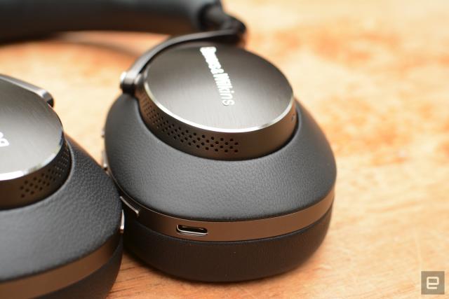 Bowers & Wilkins PX8 review: scaling new heights