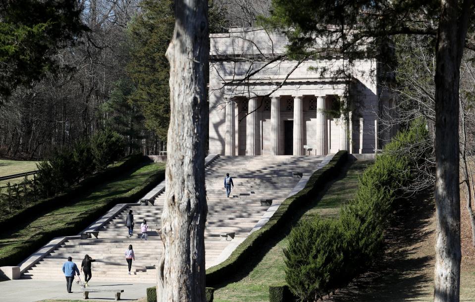 The log cabin purported to be Lincoln’s birthplace is inside this memorial.Nov. 23, 2022 