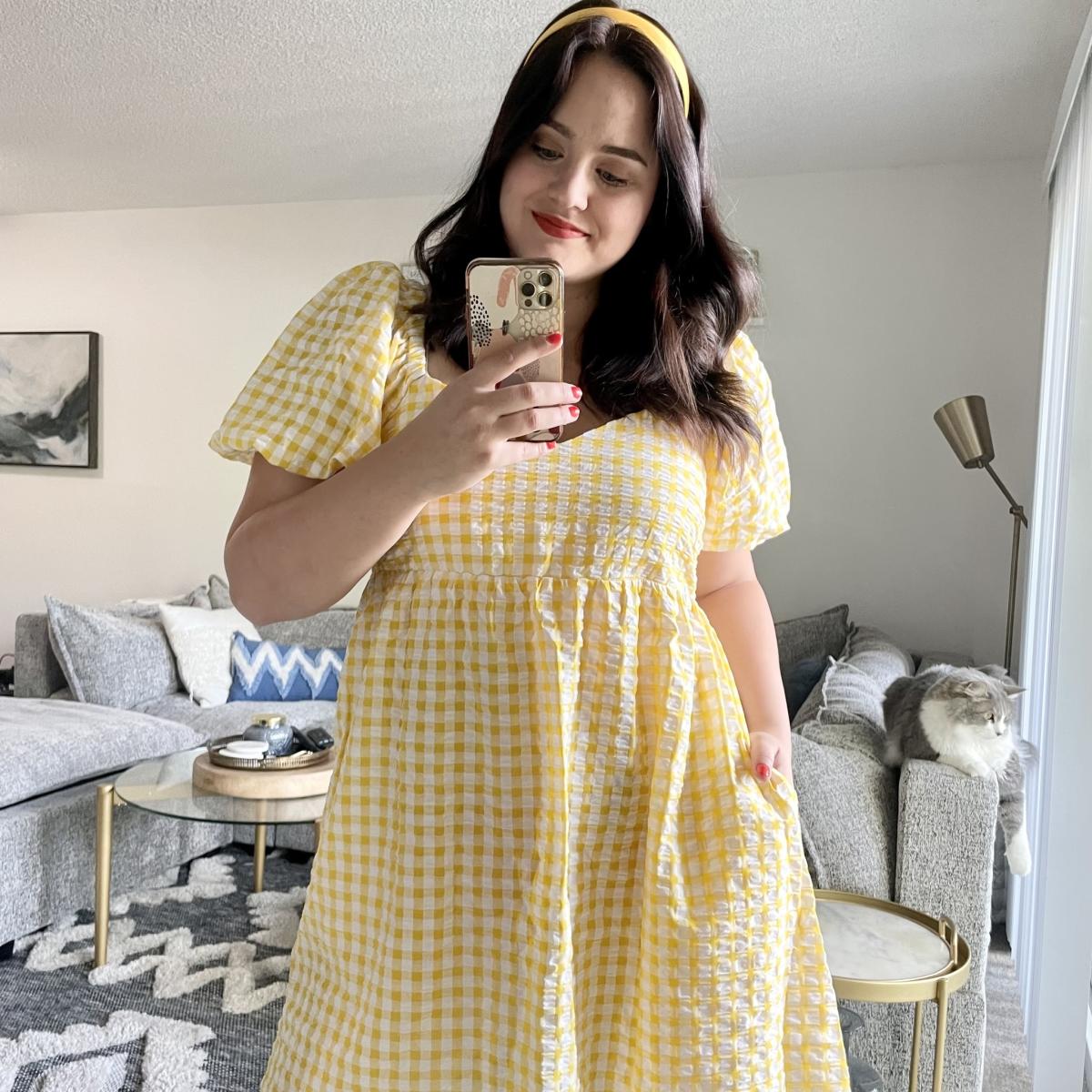 This $21 Gingham Dress Has Solidified My Love For Pockets and Puff Sleeves