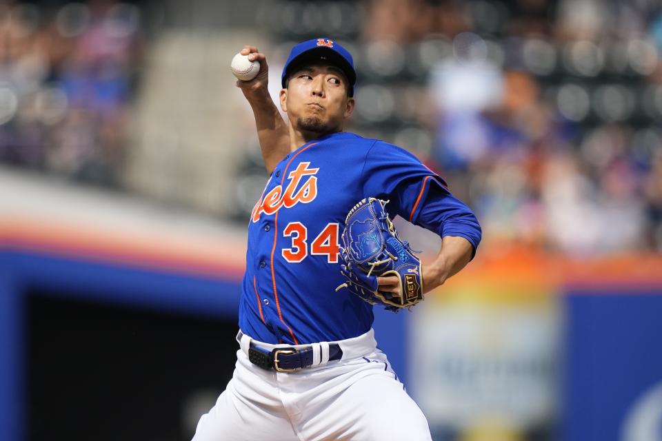 New York Mets' Kodai Senga, of Japan, pitches during the first inning of a baseball game against the St. Louis Cardinals, Saturday, June 17, 2023, in New York. (AP Photo/Frank Franklin II)