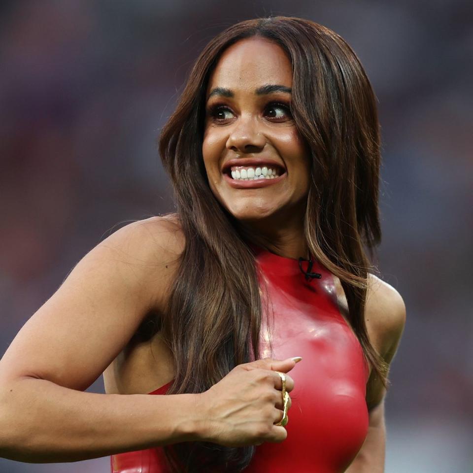 Alex Scott is an absolute goddess in daring crochet bikini for stunning photo