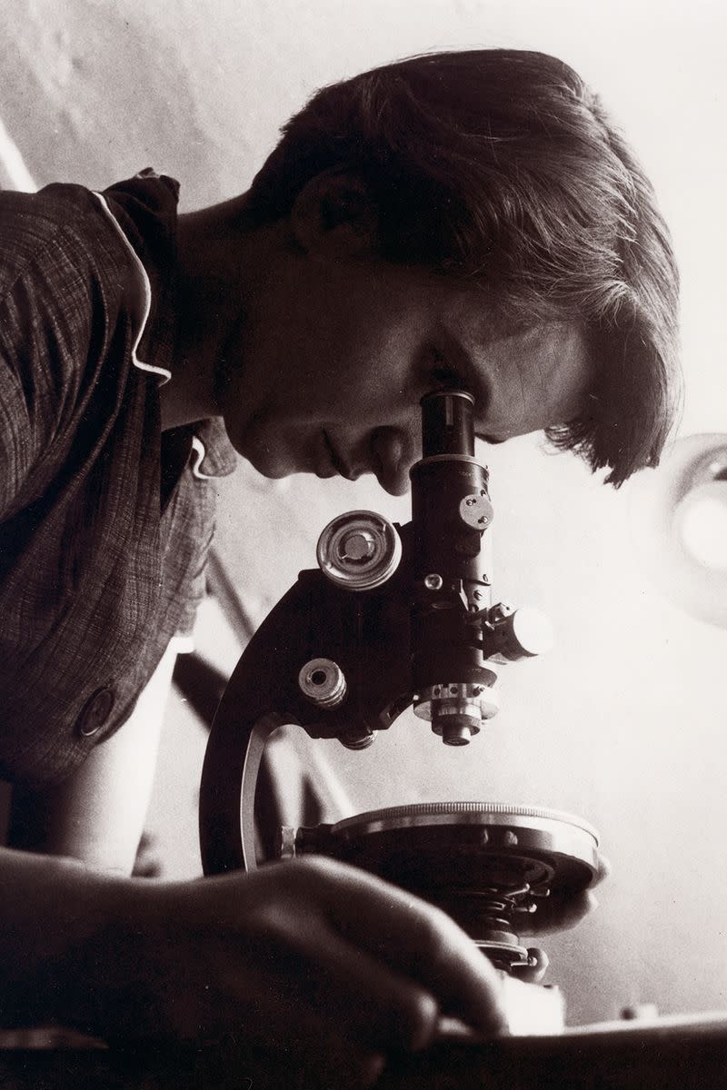 Rosalind Franklin: DNA Double Helix