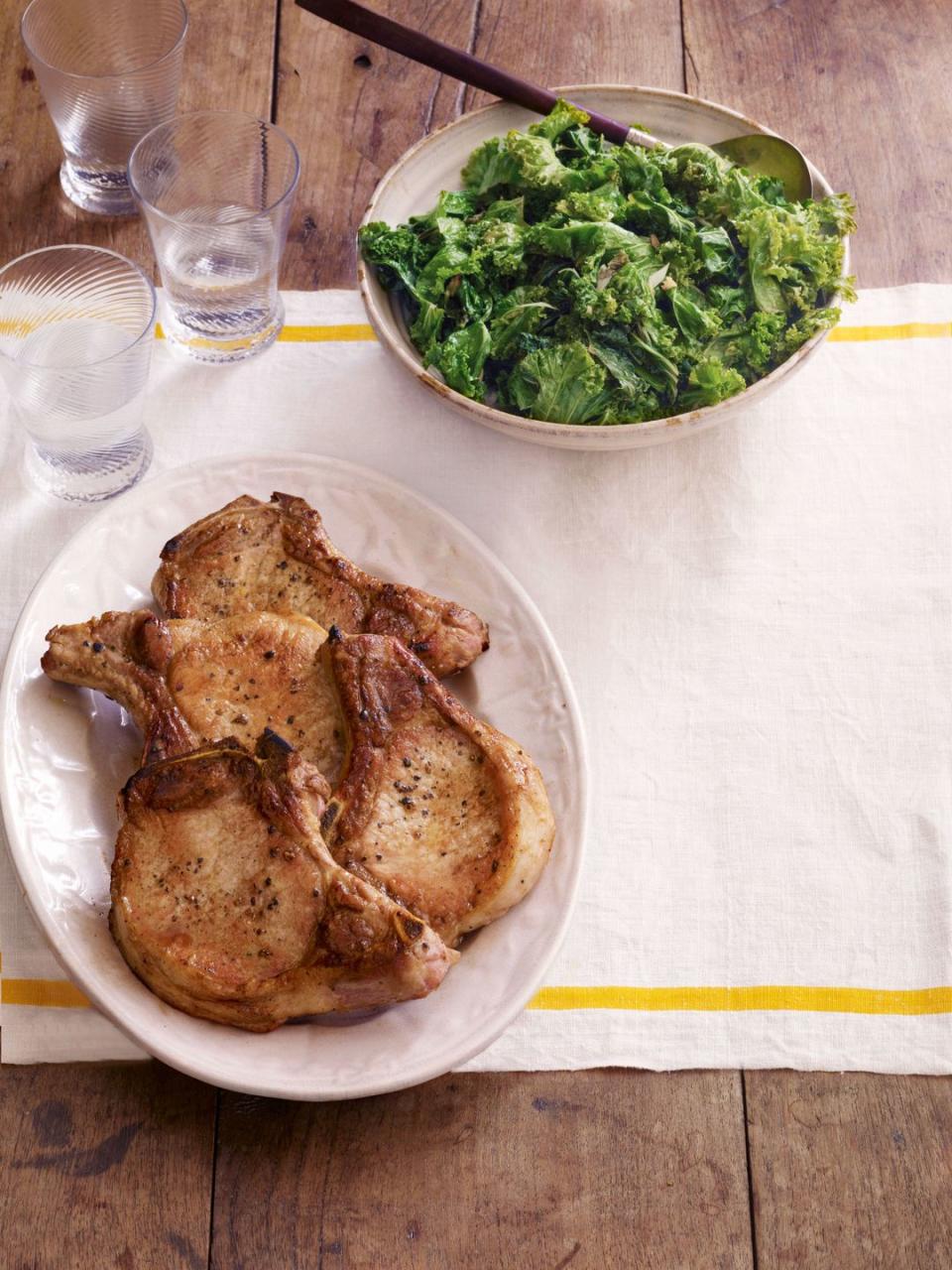 sautéed pork chops with kale