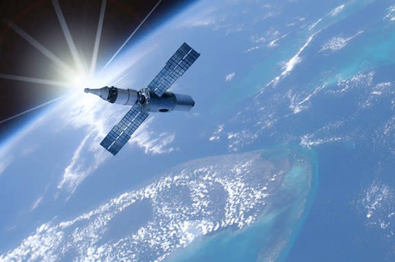 Artist rendering of Excalibur Almaz's upgraded Soviet-era space station in Earth orbit. SpaceTek plans to operate such an Almaz (Salyut) space station beginning in 2018