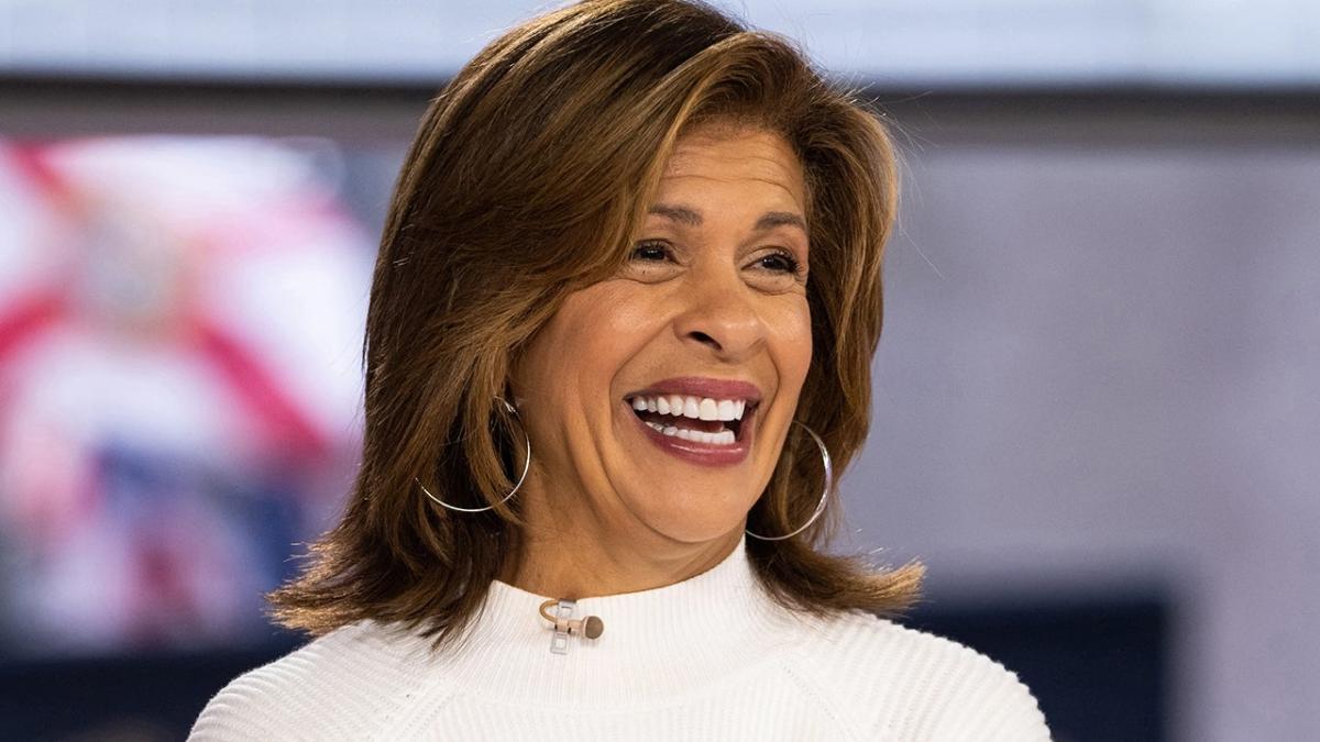 Hoda Kotb shares her career lessons while celebrating 25 years at NBC
