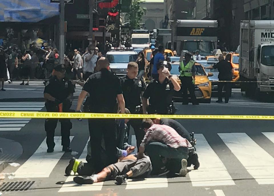 Varias personas atropelladas por un auto en Times Square, Nueva York