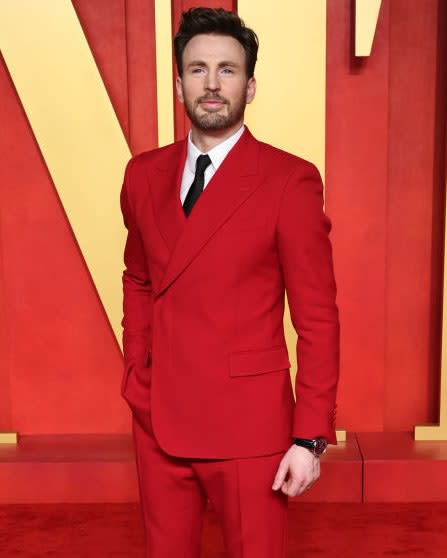 BEVERLY HILLS, CALIFORNIA - MARCH 10: Chris Evans attends the 2024 Vanity Fair Oscar Party Hosted By Radhika Jones at Wallis Annenberg Center for the Performing Arts on March 10, 2024 in Beverly Hills, California. (Photo by Jamie McCarthy/WireImage)