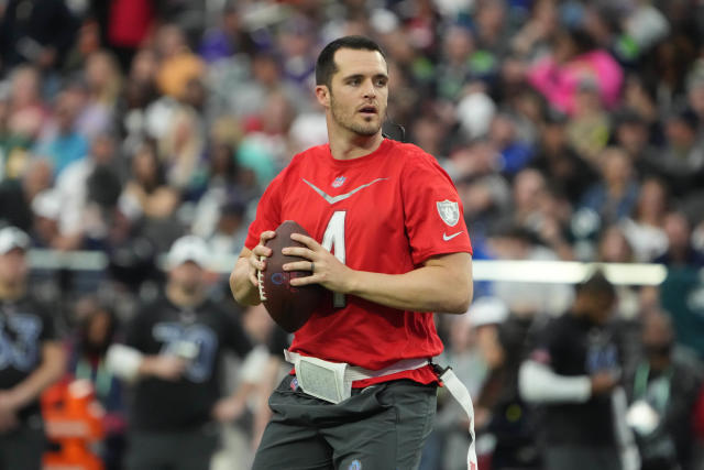 One Jets quarterback target off the board as Derek Carr is joining the  Saints