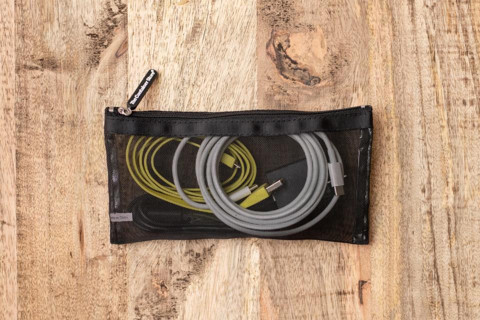 Cable organizer