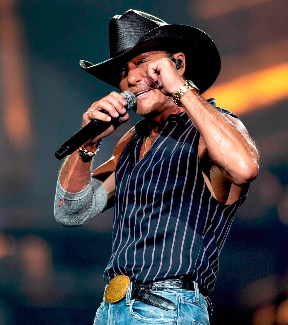 Tim McGraw brings his 