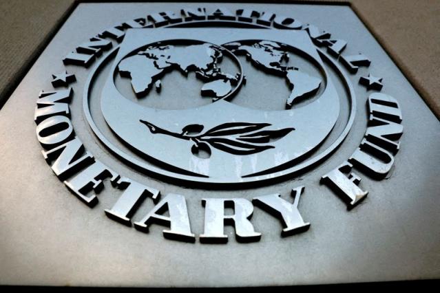 Exclusive-Argentina poised to get CAF loan for $913 million IMF payment  -sources