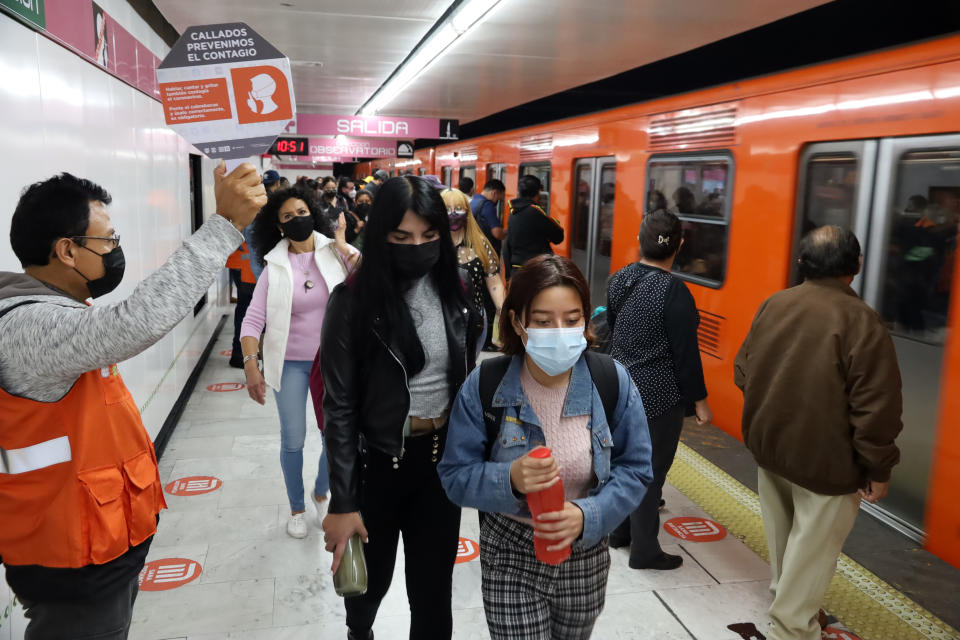 El metro es uno de los medios de transporte más utilizados por lo habitantes de Ciudad de México.(Foto: Luis Barron / Eyepix Group/Future Publishing via Getty Images)