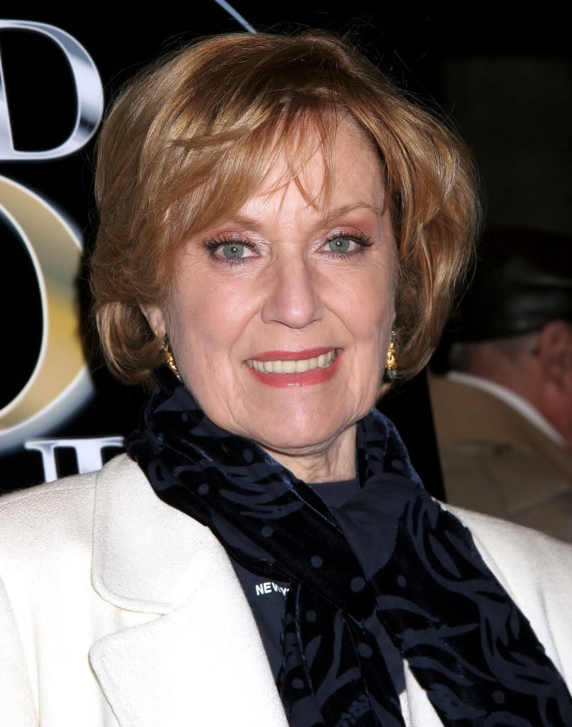 Elizabeth Hubbard Dead