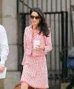 <p>Il ne s’agit vraiment pas du style jupe et veste de votre grand-mère… (Photo par: Splash News)</p>