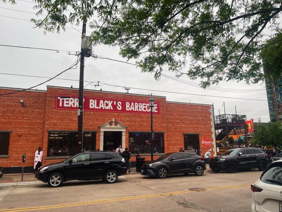 terry blacks barbecue dallas texas