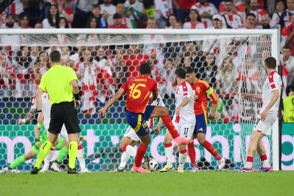 COLOGNE, GERMANY - JUNE 30: Rodri of Spain scores his team's first goal during the UEFA EURO 2024 round of 16 match between Spain and Georgia at Cologne Stadium on June 30, 2024 in Cologne, Germany. (Photo by Justin Setterfield/Getty Images)