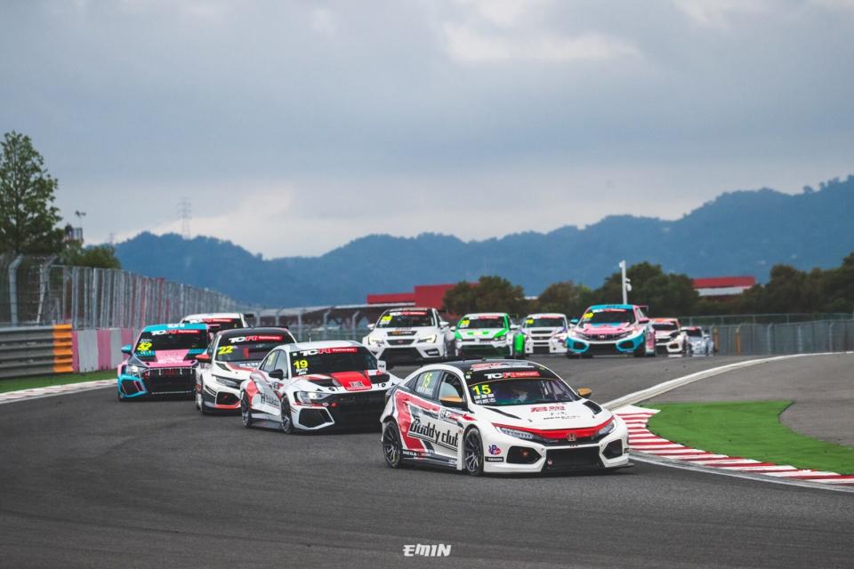 TCR組別將會根據車手資格分為A、B兩個組別，其中A組是以曾經參加FIA認證之國際賽事，或CTMSA中華賽車會認證之國內賽事中，曾獲得年度冠軍之車手，即判定為A組車手資格，其他則為B組車手資格。