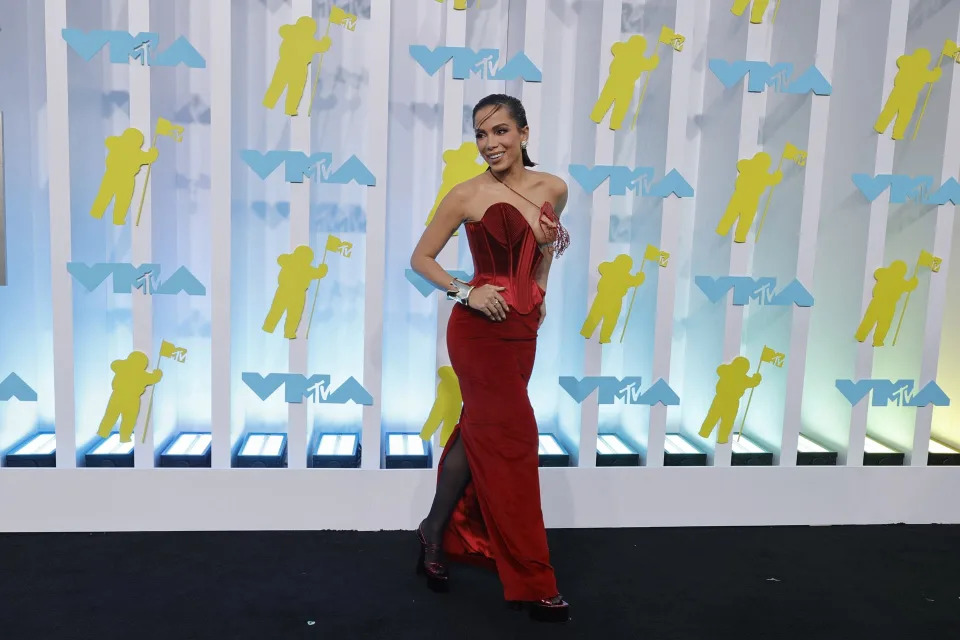 Brazilian Anitta wins the MTV award for best Latin video