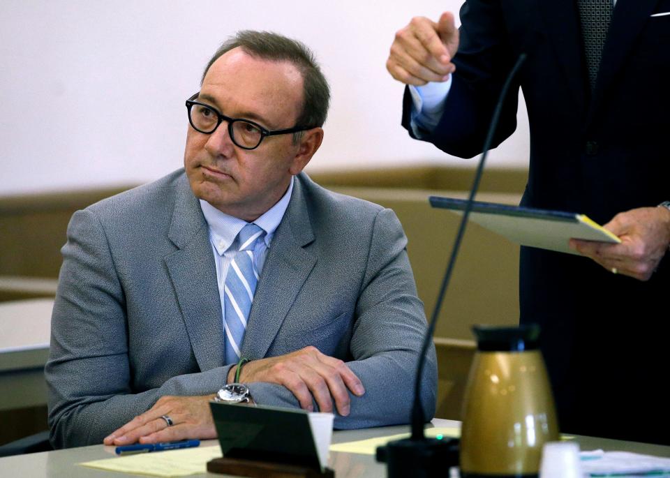 Kevin Spacey has reportedly vowed to "voluntarily appear as soon as can be arranged" in U.K. courts after England's Crown Prosecution Service authorized four counts of sexual assault charges against the disgraced Academy Award-winner.