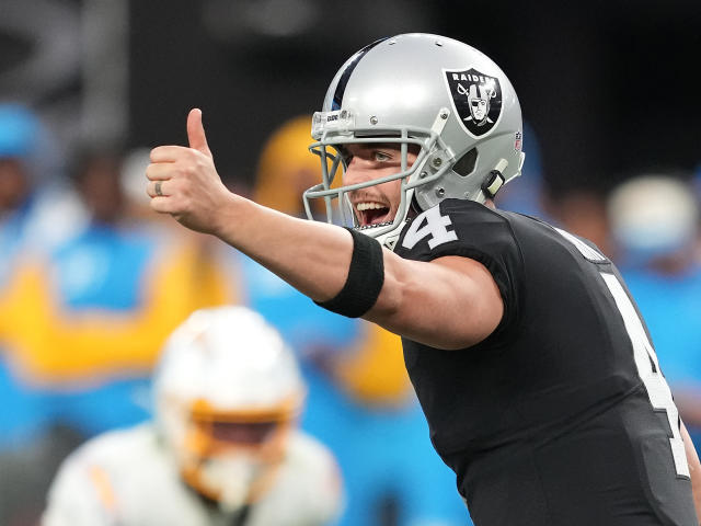 This Saints-Raiders Trade Sends Derek Carr To New Orleans