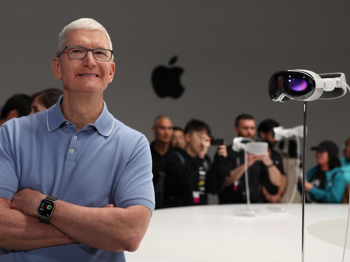 Tim Cook wants you to put down your iPhone