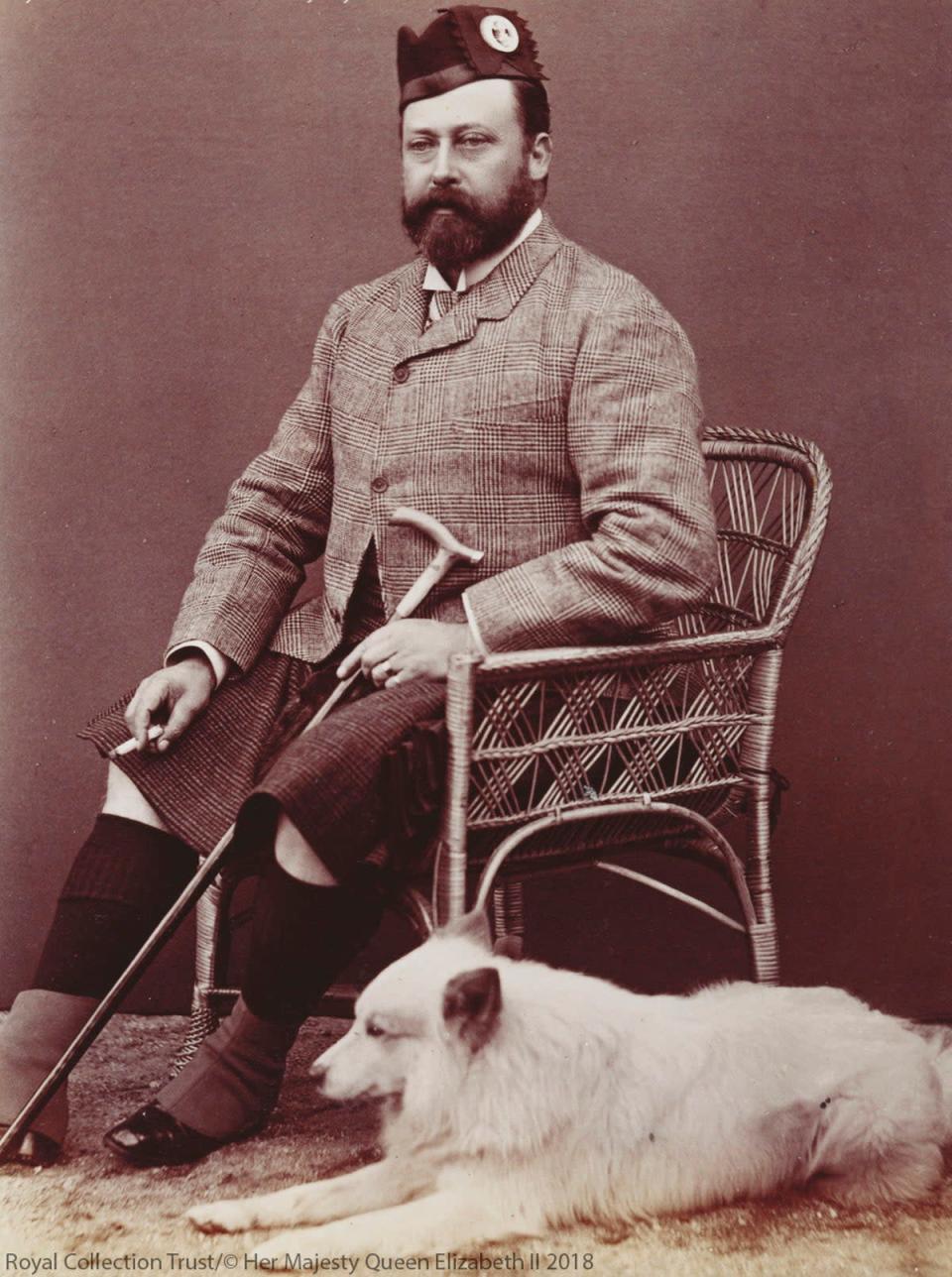 Edward VII and a samoyed dog (Royal Collection Trust)