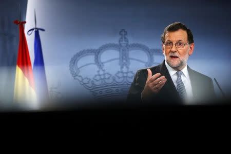 Spanish acting Prime Minister Mariano Rajoy addresses a news conference after meeting with Catalan President Carles Puigdemont (not pictured) at the Moncloa Palace in Madrid, Spain, April 20, 2016. REUTERS/Susana Vera