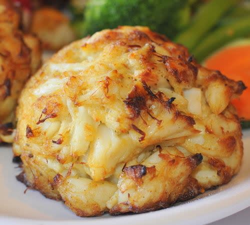 Maryland Jumbo Lump Crab Cakes