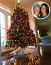 <p>“Guess what I did this morning?!” Catherine Zeta-Jones proudly wrote underneath a pic of her family’s tree adorned with lots of white lights and red bows. (Photo: <a rel="nofollow noopener" href="https://www.instagram.com/p/BN9xSOdAhkd/" target="_blank" data-ylk="slk:Instagram;elm:context_link;itc:0;sec:content-canvas" class="link ">Instagram</a>) </p>