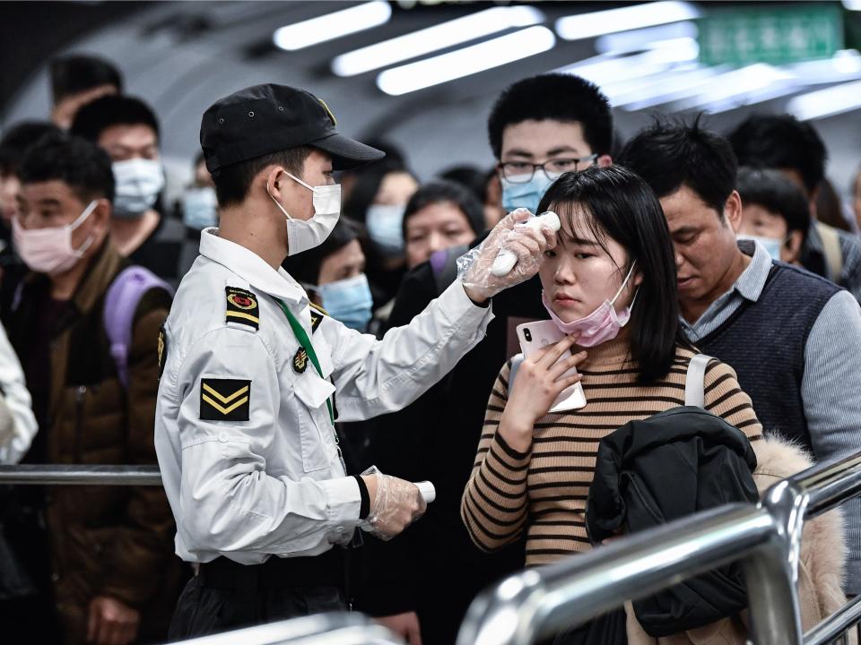 People wear masks to defend against coronavirus